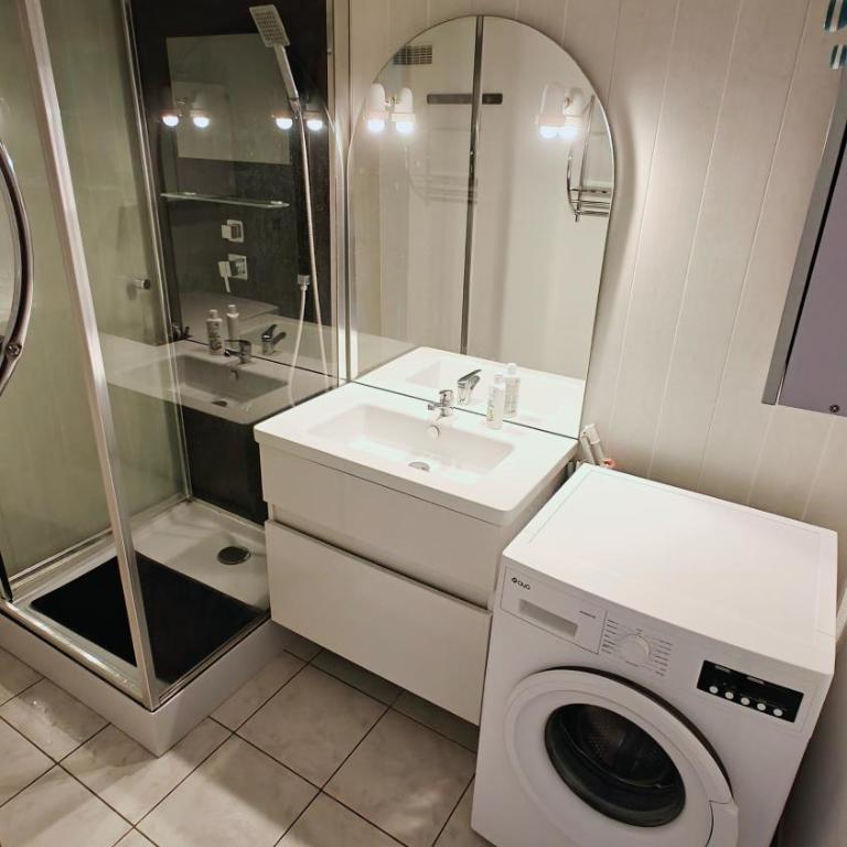 pavillon 45m2, 2 Chambres, 1 salon cuisine, 1sdb - Studio Familial - 2