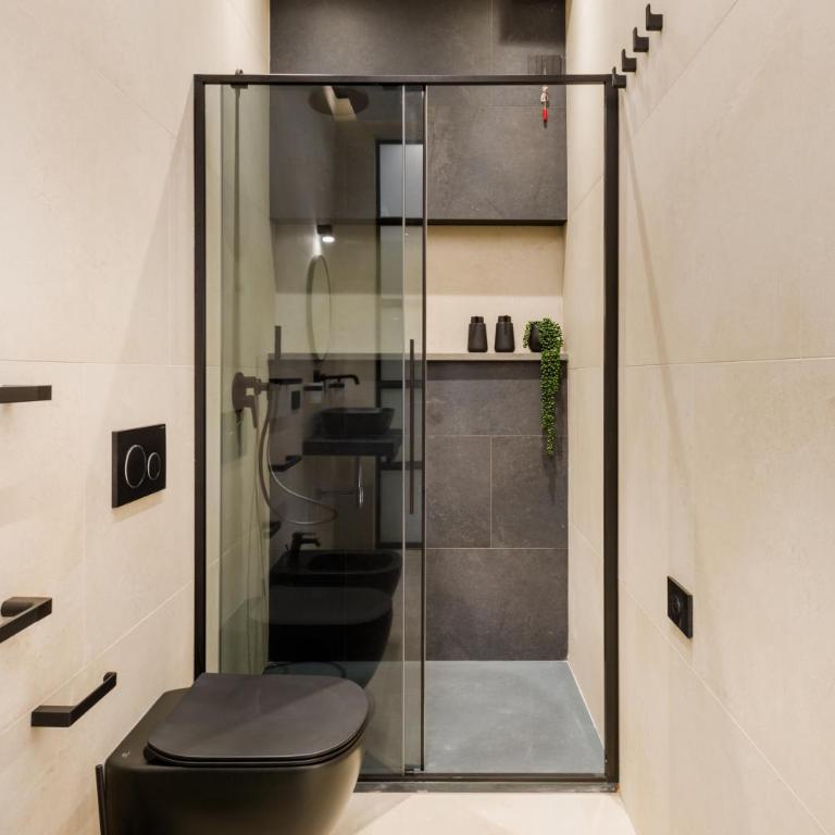 Sunway Luxury Apartment - King Suite with Spa Bath - 9