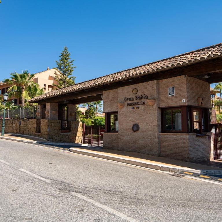 Lujoso Duplex 3 Dormitorios en Gran Bahia de Marbella - Apartamento de 3 dormitorios - 50