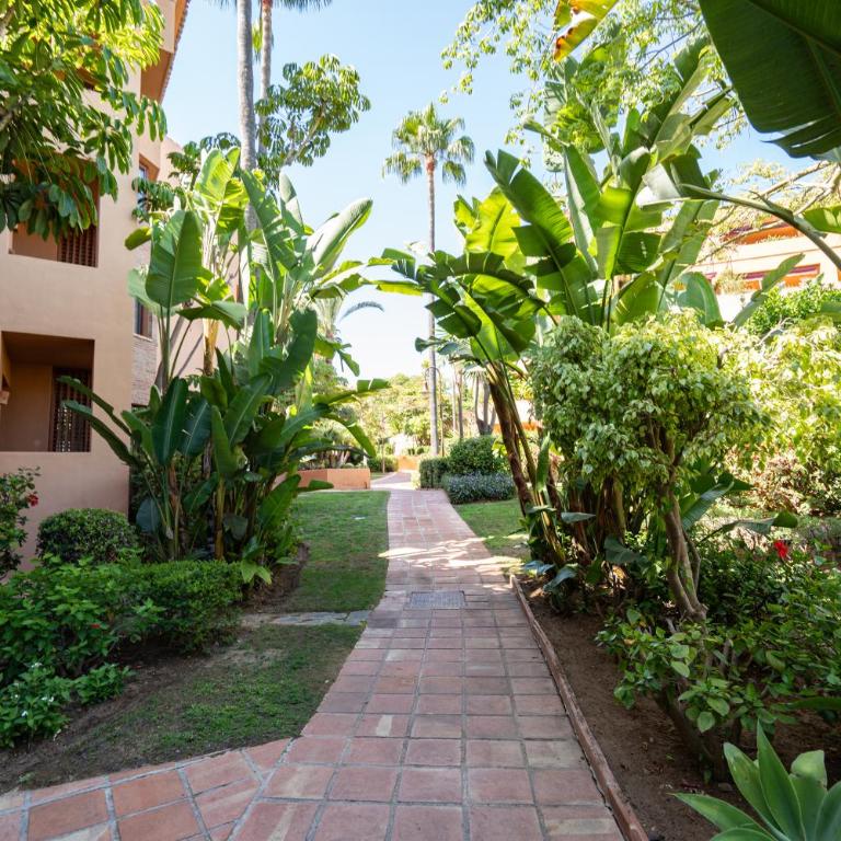 Lujoso Duplex 3 Dormitorios en Gran Bahia de Marbella - Apartamento de 3 dormitorios - 51