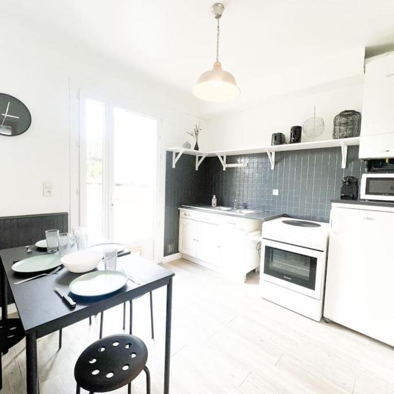 T2 Jardin, Centre, Gare, 5'plage - Appartement 1 Chambre - 8