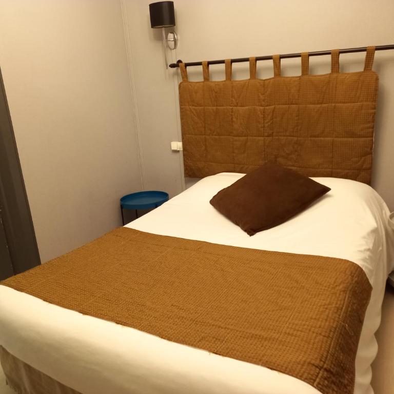 Brit Hotel Comtes De Champagne - Troyes Centre Historique - Chambre Double Économique - 4