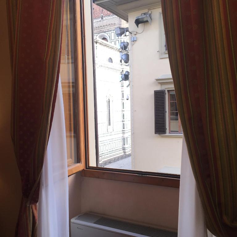 Hotel Bigallo - Camera Tripla - 5