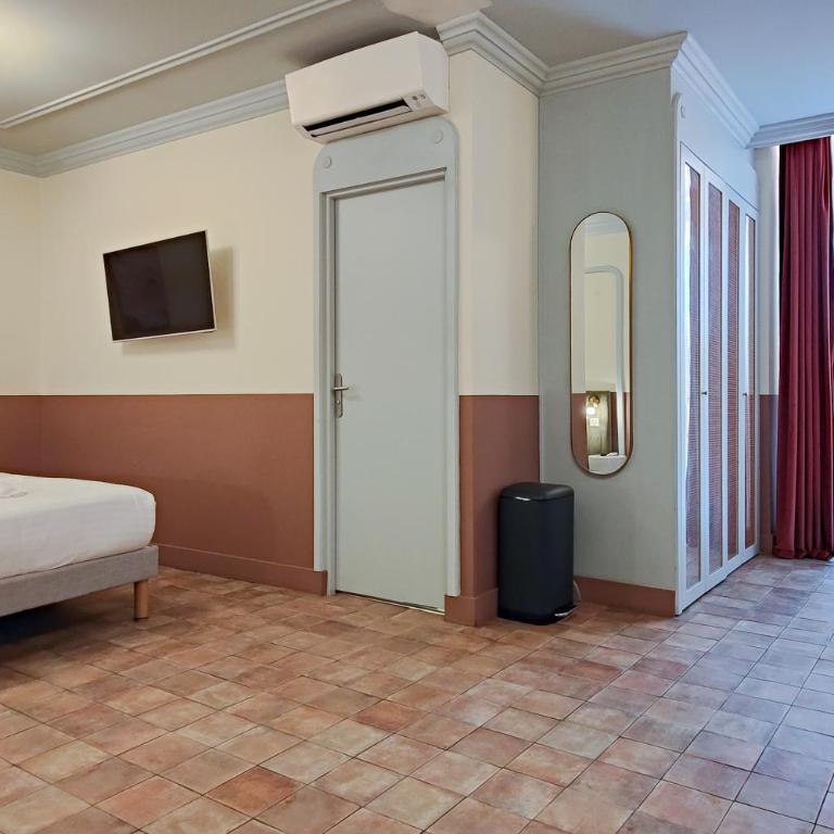 Hotel Aparthotel AMMI Vieux Nice - Junior Suite with Balcony - Courtyard side - 18