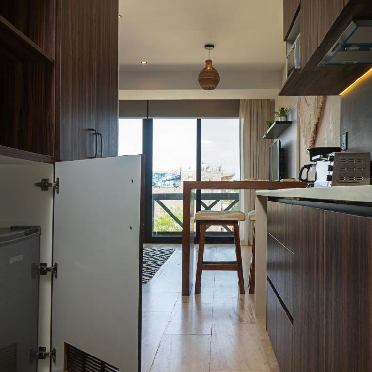 Unwind | Private Balcony & Rooftop Pools | Casago - Estudio con cama extragrande - 7