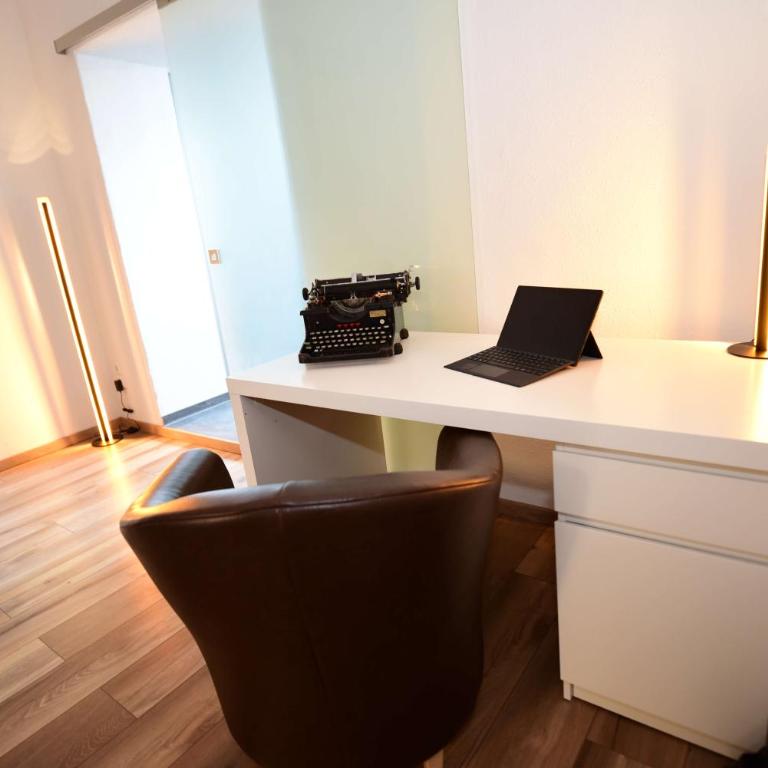 Flataid PremiumAPART Graz Center - Apartment mit 2 Schlafzimmern und Balkon - 16