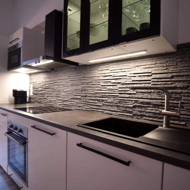 Flataid PremiumAPART Graz Center - Apartment mit 2 Schlafzimmern und Balkon - 10