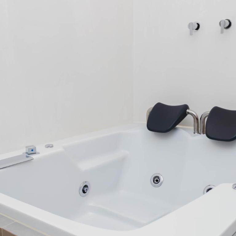 Zentra Hotel - Habitación Doble con bañera de hidromasaje - 4
