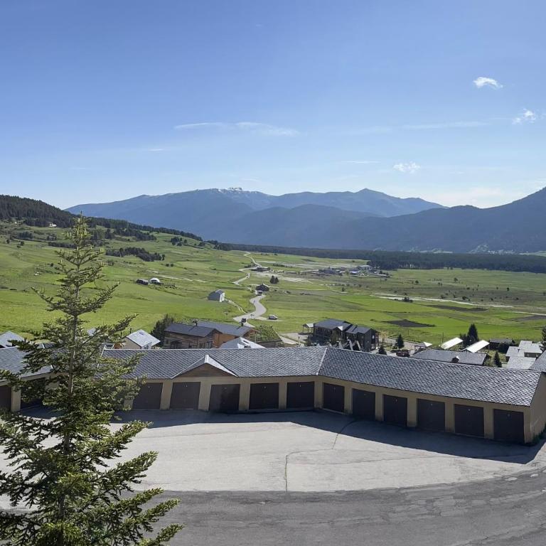 SUPERBE T2 ATYPIQUE-Vue PANORAMIQUE-IDEALEMENT SITUE ! - Apartamento de 1 dormitorio - 36