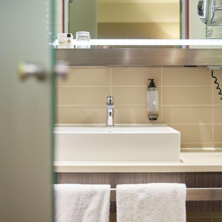 bigBOX ALLGÄU Hotel, WorldHotels Distinctive - Kleines Standard Zimmer - 3