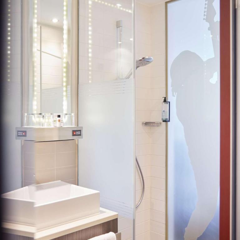 bigBOX ALLGÄU Hotel, WorldHotels Distinctive - Kleines Standard Zimmer - 4