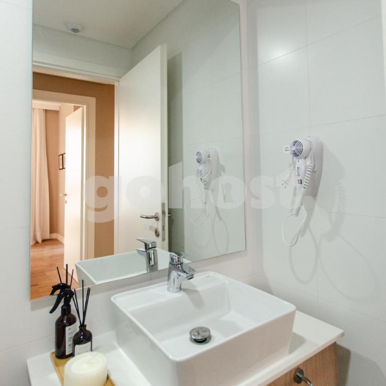 Dazzling apt one block from Shopping del Sol - Apartment - 14