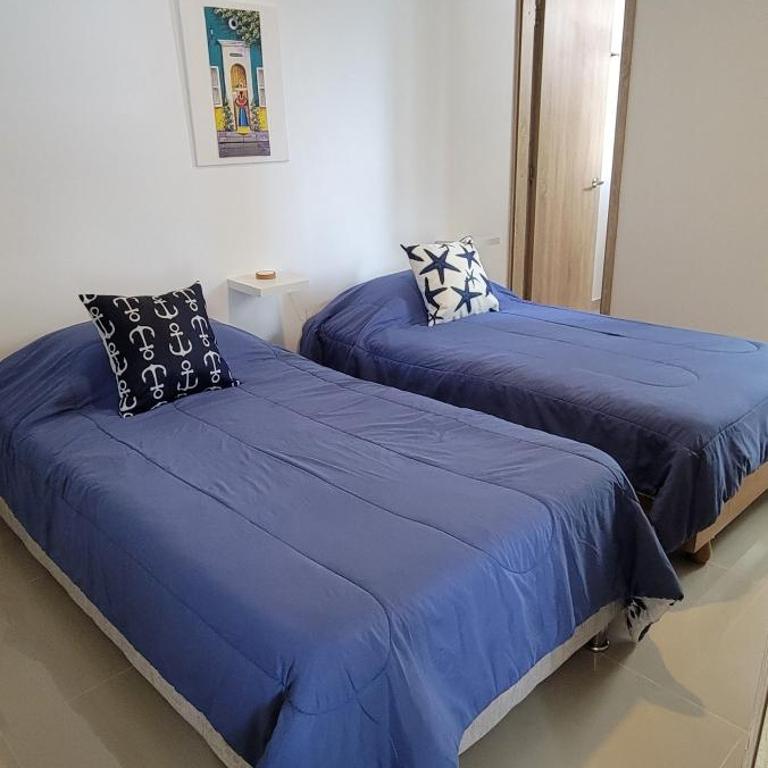 Stunning Infinity Pool, Balcony, steps from Walled City & Marbella Beach - Three-Bedroom Apartment - 96