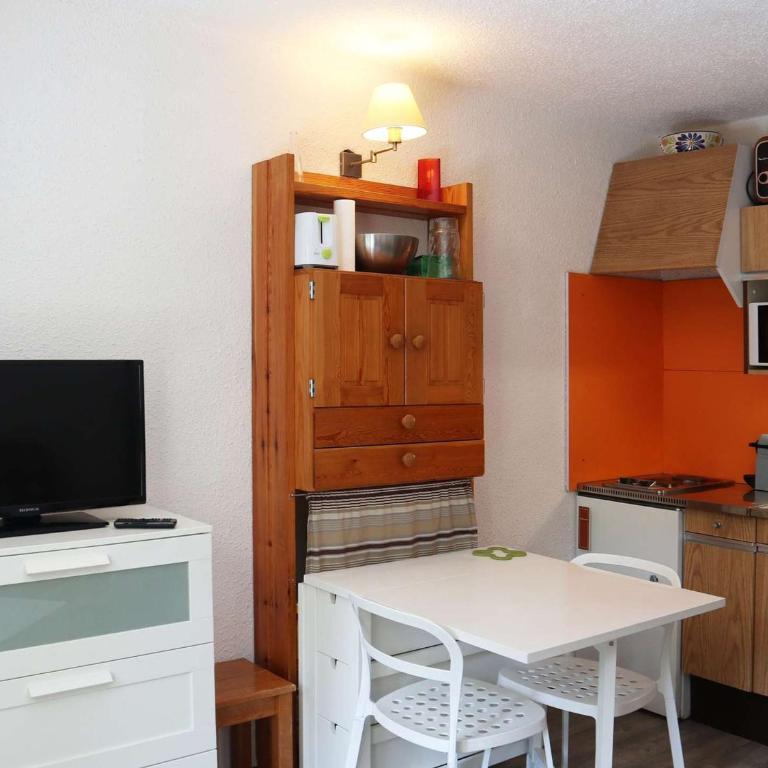 Studio cosy pour 4 pers, à 5 min des remontées, quartier calme, balcon, parking disponible - FR-1-322-634 - Studio - 3