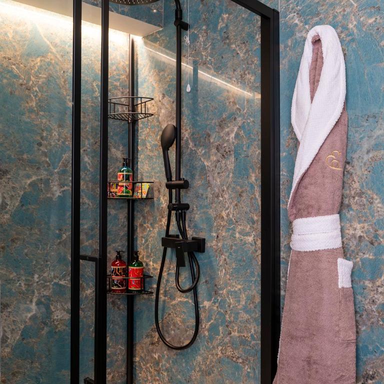 Elizabeth Unique Apartments - a Member of Design Hotels - Justitia - Apartment with Frescoes - 34