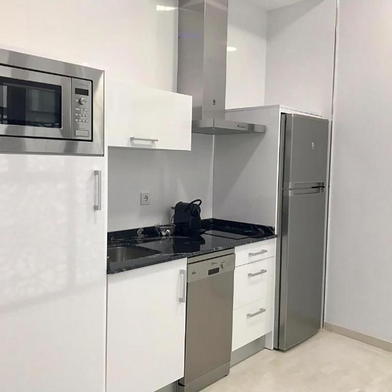 Feelathome Rivero Apartments - Apartamento con vistas a la piscina - 5