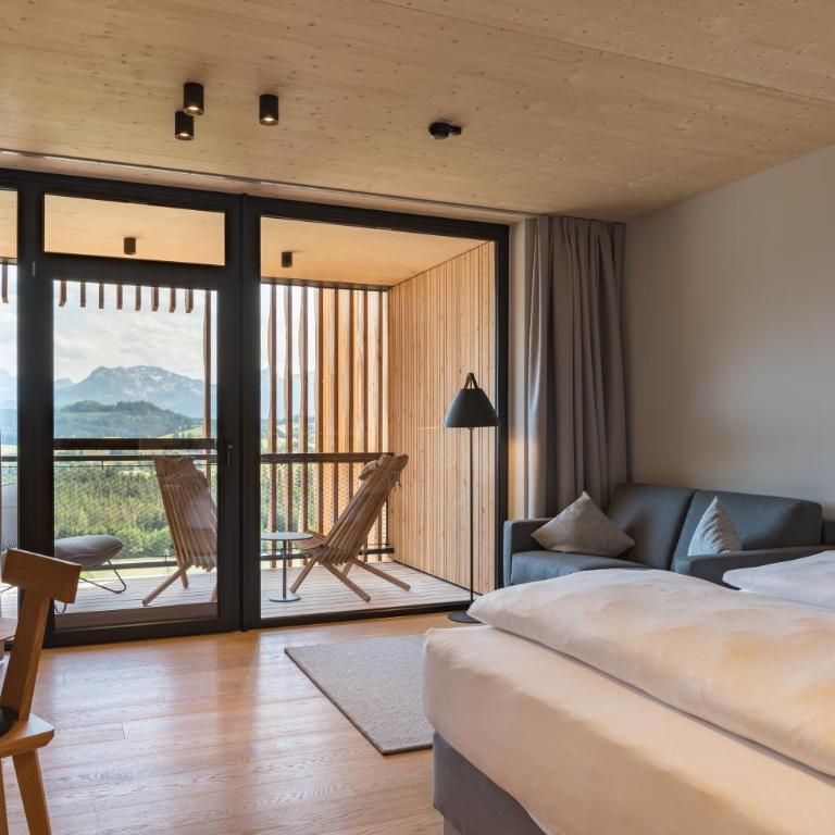 PANORAMA Allgäu Spa Resort - Junior Suite mit Balkon - 2