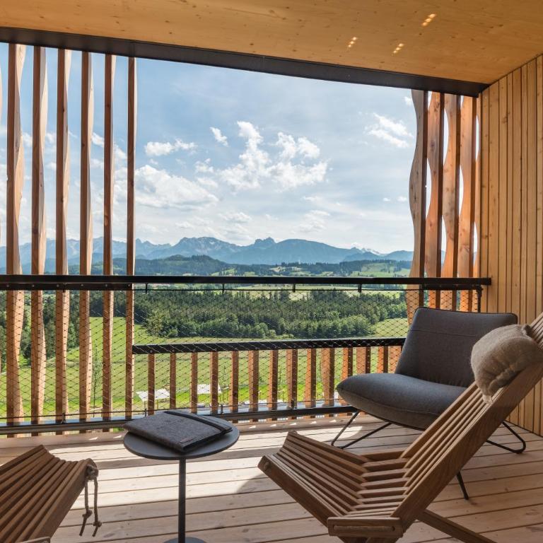 PANORAMA Allgäu Spa Resort - Junior Suite mit Balkon - 6