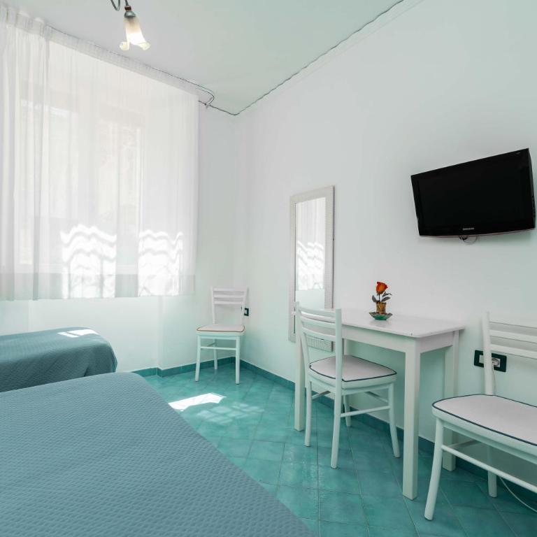 Albergo S. Andrea - Camera Tripla Basic - 8