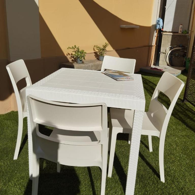 BURMARIA APARTMENT and ROOM with garden and jacuzzi - One-Bedroom Apartment - 37