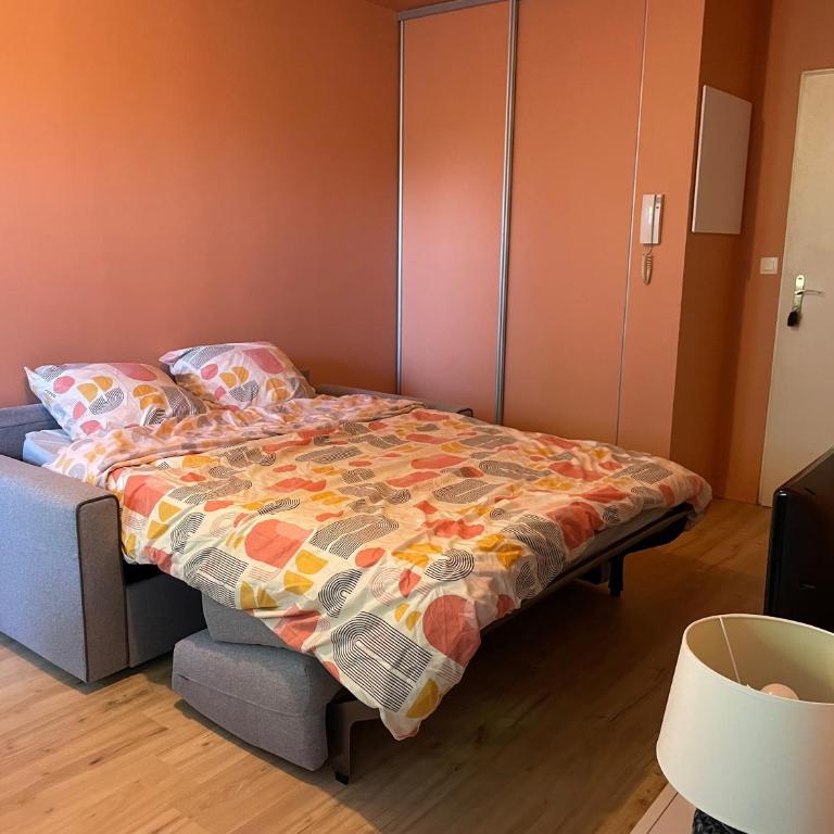 Studios TOUT INCLUS - Calme avec proximité du Centre Ville - Appartamento con 1 Camera da Letto - 16