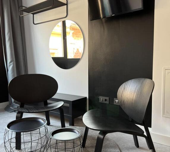 Innova Spaces Málaga - Estudio con 1 cama grande - 1