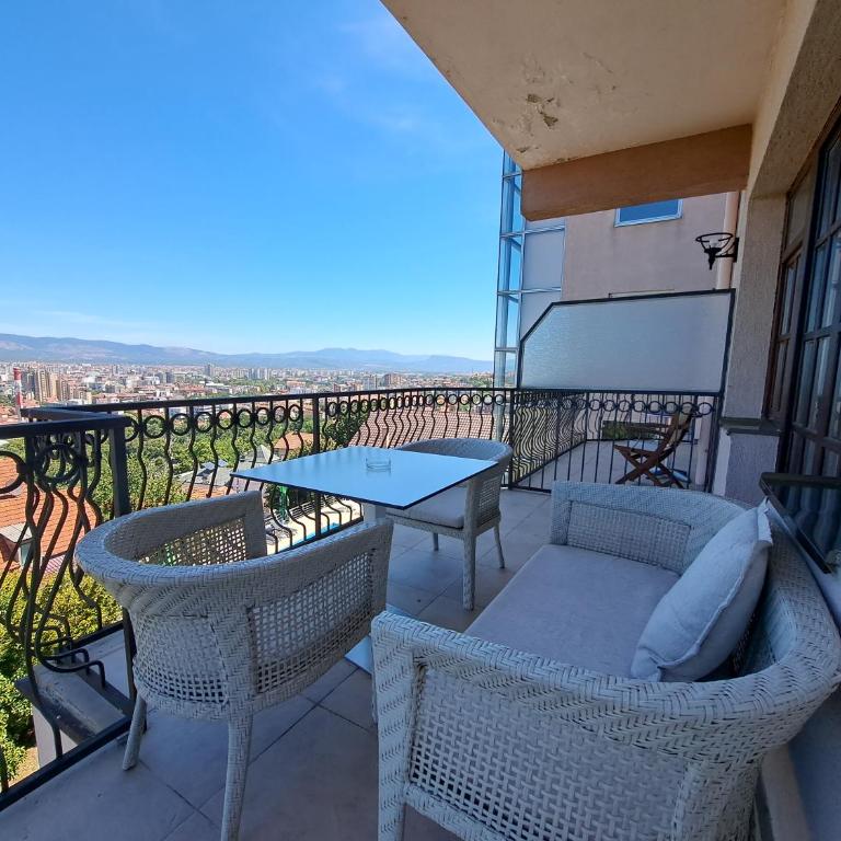 Hotel Marica - Dvokrevetna Soba sa Bračnim Krevetom/Zasebnim Krevetima i Terasom - 3