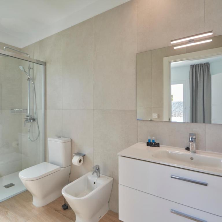 Blancazul Villa Anaisa, A - Three-Bedroom Home - 16