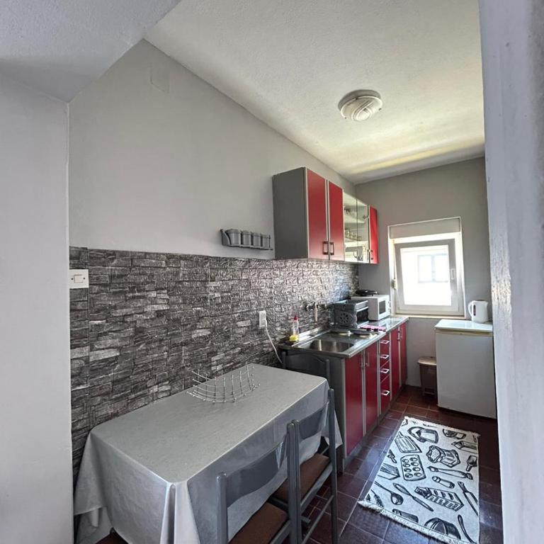 Apartmani Andrijana - Apartman sa 2 Spavaće Sobe - 3