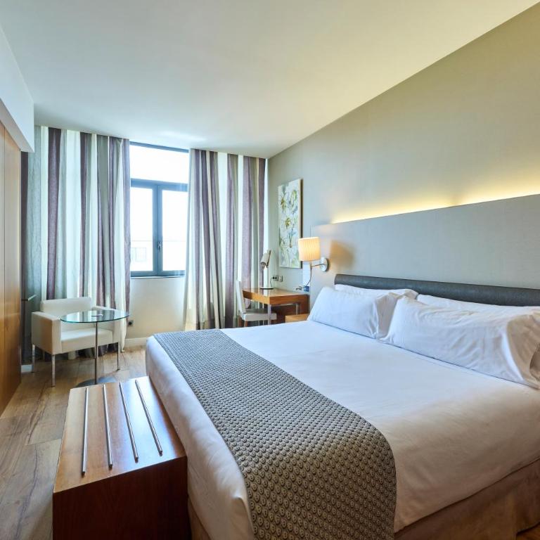 Catalonia Ramblas 4* Sup - Double or Twin Room - 2