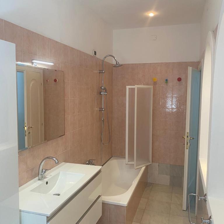 Appartamento Casa Vacanza Marina Centro Rimini - Appartamento con 1 Camera da Letto - 14