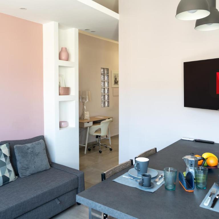 Penthouse with Panoramic Terrace -3 Min to Metro A - Appartamento con 1 Camera da Letto e Terrazza - 19