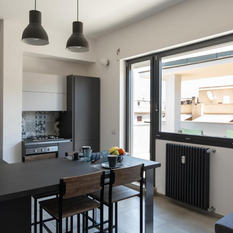 Penthouse with Panoramic Terrace -3 Min to Metro A - Appartamento con 1 Camera da Letto e Terrazza - 16