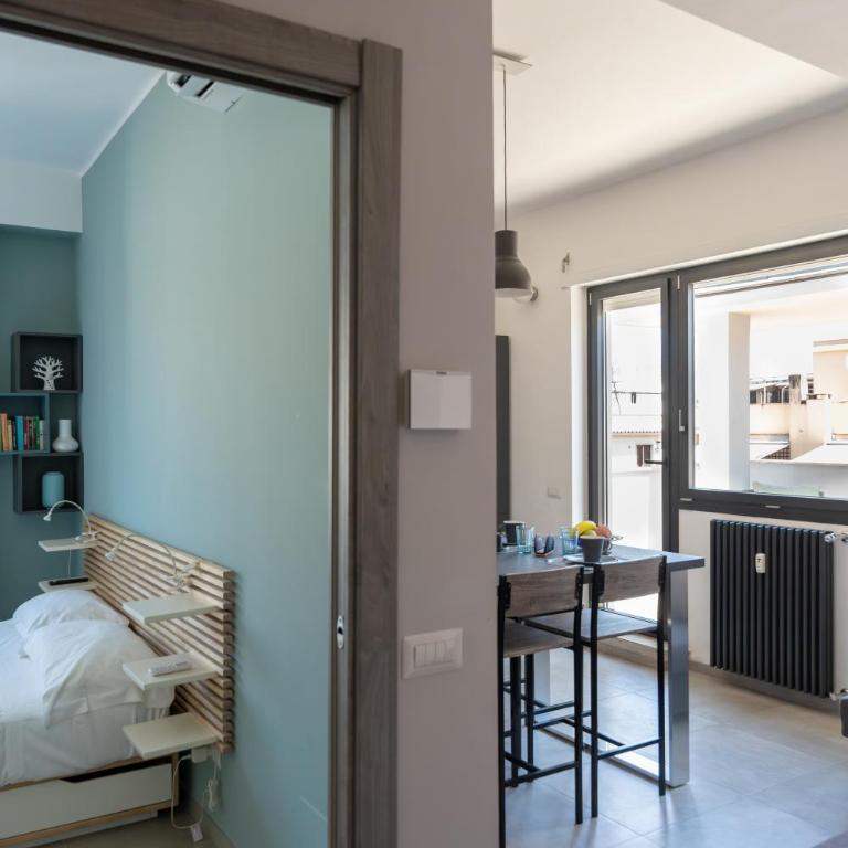 Penthouse with Panoramic Terrace -3 Min to Metro A - Appartamento con 1 Camera da Letto e Terrazza - 18