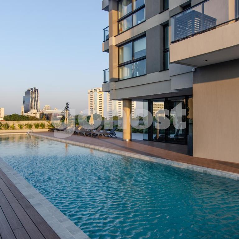 Dazzling apt one block from Shopping del Sol - Apartment - 19