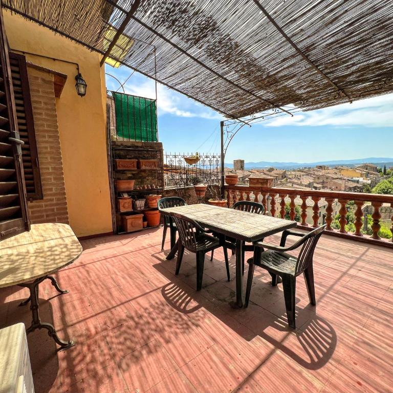 Casa al Cerchio - Luxury Apartment With View & Free Private Parking - Two-Bedroom Apartment - 4