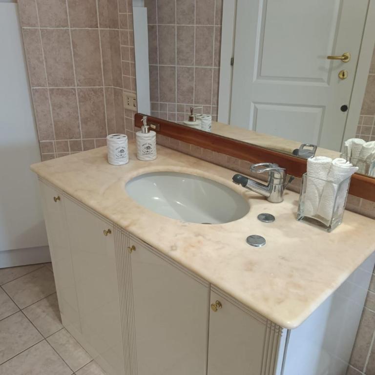 Beauty apartment in the green, direct link with center - Appartamento con 1 Camera da Letto - 29