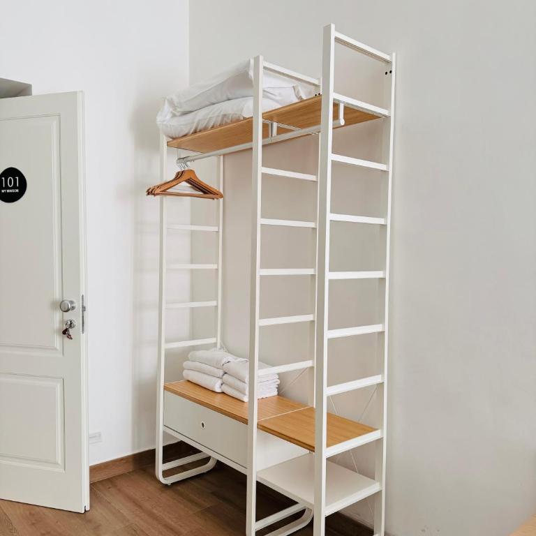 My Maison Italy GuestHouse - Camera Tripla con Bagno Privato - 6