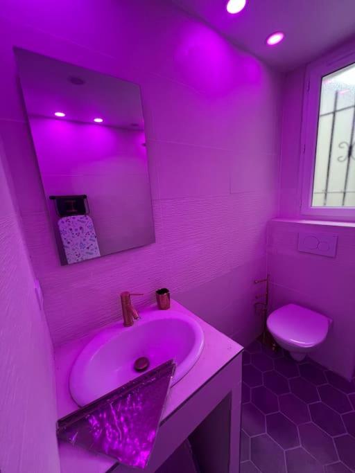 Studio de charme centre paris 10 min de république - Appartement 1 Chambre - 6