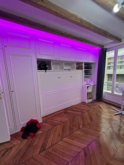 Studio de charme centre paris 10 min de république - Appartement 1 Chambre - 8