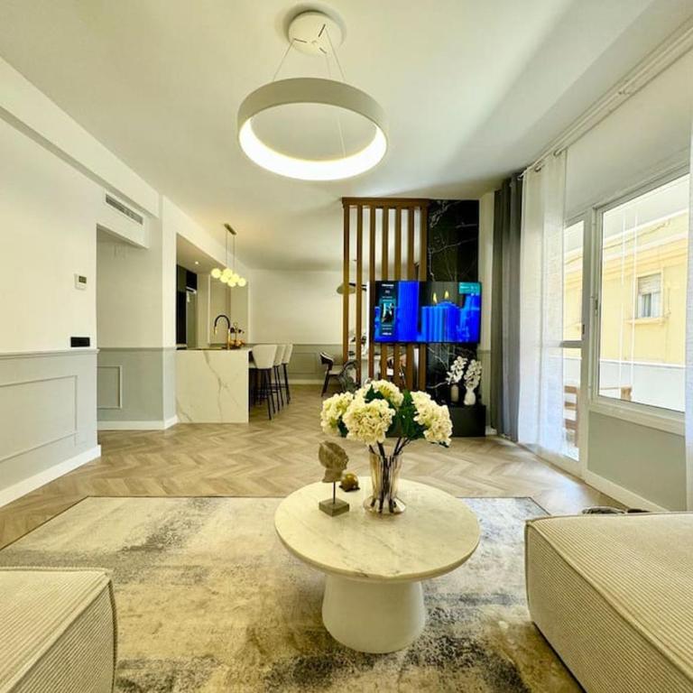 4BD Central Soho Luxe Retreat Terrace 2BH & AC - Superior Apartment - 1