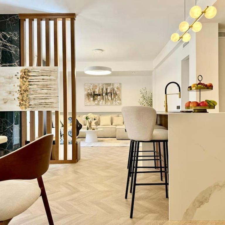 4BD Central Soho Luxe Retreat Terrace 2BH & AC - Superior Apartment - 30