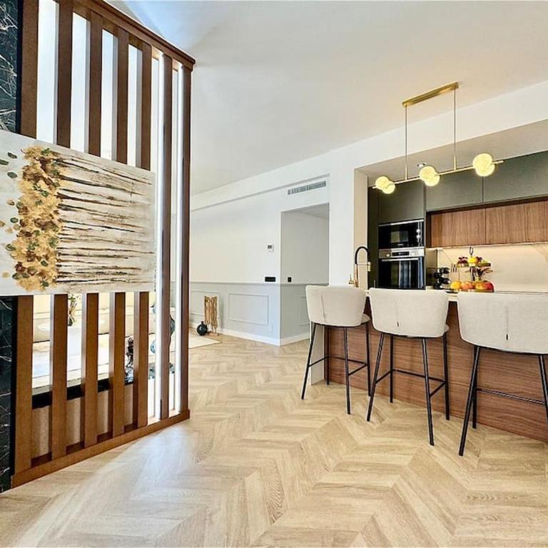 4BD Central Soho Luxe Retreat Terrace 2BH & AC - Superior Apartment - 58