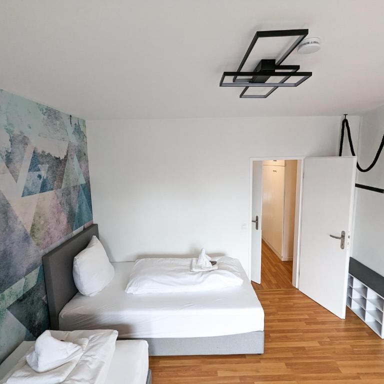 Charming, Newly & High quality equipped apartment with quiet balcony in fantastic location - Ready to move in - Apartment mit 2 Schlafzimmern - 10