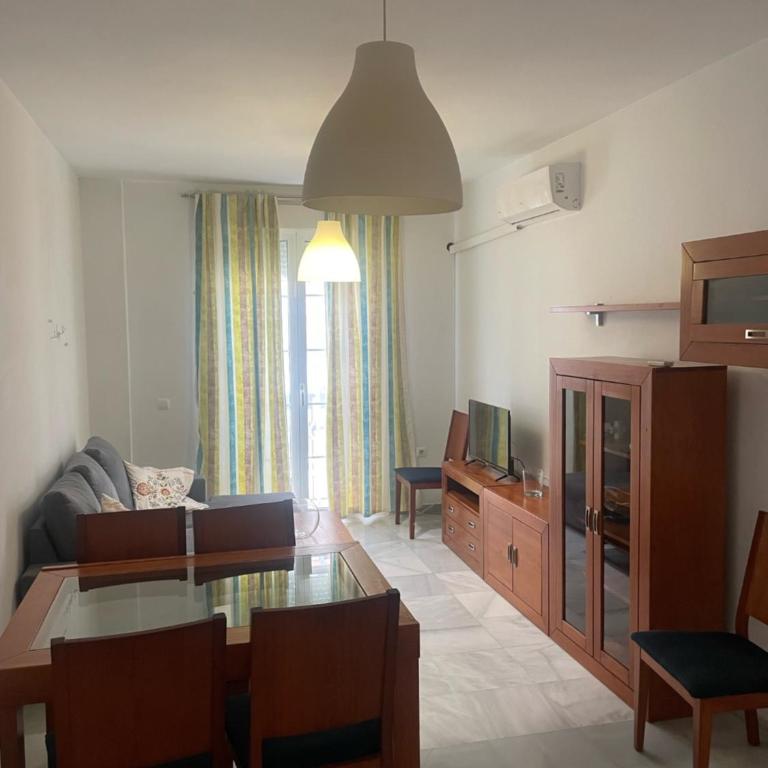 Malaga Home Center - Apartamento de 2 dormitorios - 2