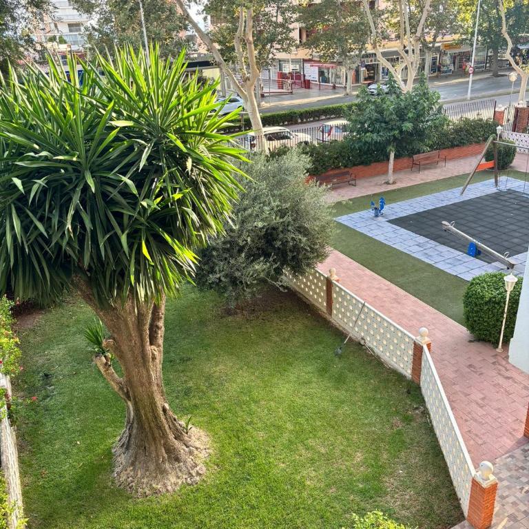 Luxury Family Levante Beach - Three-Bedroom Apartment - 10