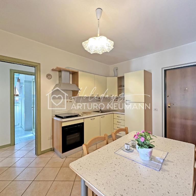 652- Trilocale a Marcelli al piano terra con ampia corte esterna e posto auto - SPIAGGIA WHITE BEACH CLUB OMAGGIO dal lun al ven FINO AL 02-08 - Two-Bedroom Apartment - 3