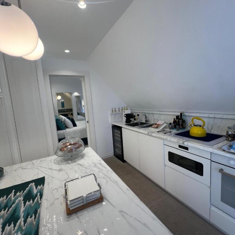 MAISON LADY CLAUDIA LUXURY ACCOMMODATION - Appartamento con 1 Camera da Letto - 15