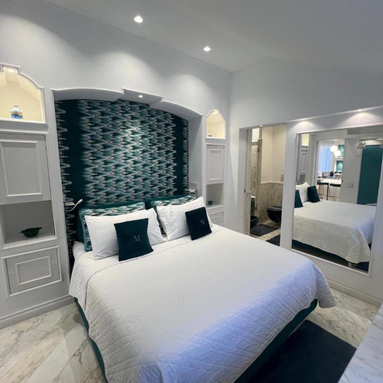 MAISON LADY CLAUDIA LUXURY ACCOMMODATION - Appartamento con 1 Camera da Letto - 14