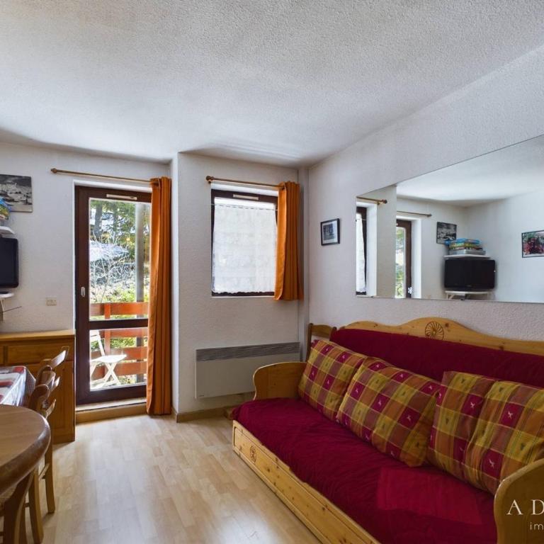 Studio cosy avec balcon, à 50m des pistes, 4 pers, au pied des commerces - FR-1-398-628 - Studio - 7